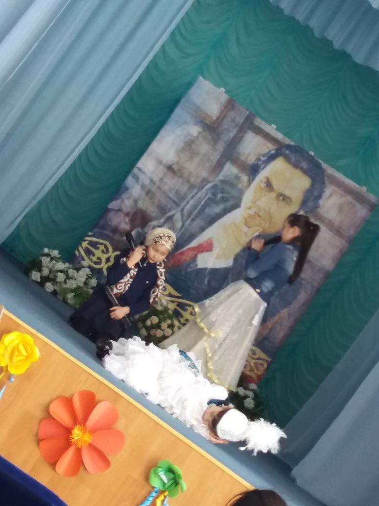 Мұқағали Мақатаевтың  туған күніне арналған "Мұқағали - мәңгілік ғұмыр " тақырыбында өткен әдеби сазды кеш